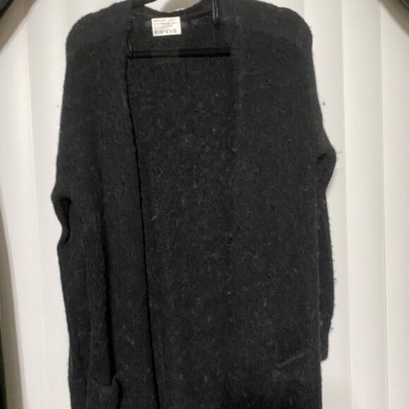 Guess long sweater  - Picture 2 of 7